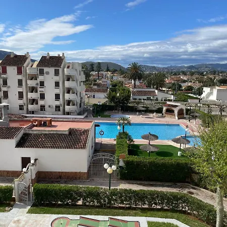 Violetta 27 * Dénia